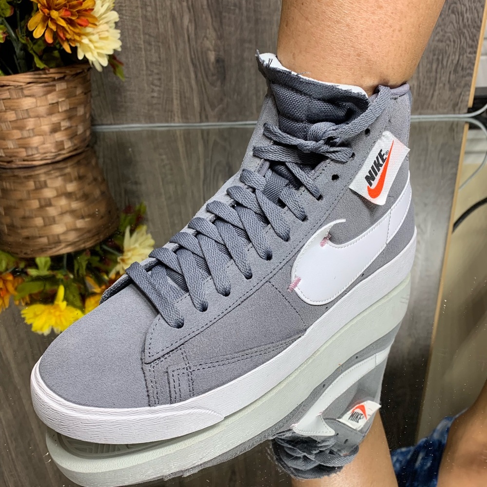 ❤️NWT NIKE W BLAZER MID REBEL shoes cool grey/whit - Picture 7 of 8